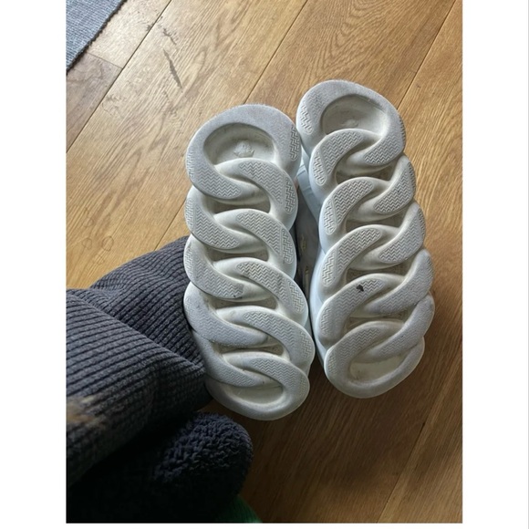 VERSACE - Picture 4 of 4